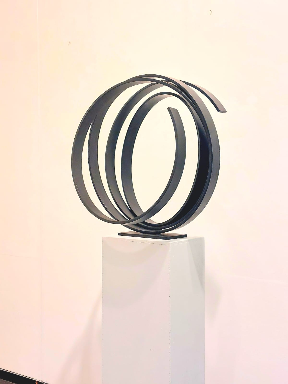 Large Black Orbit - Kuno Vollet
