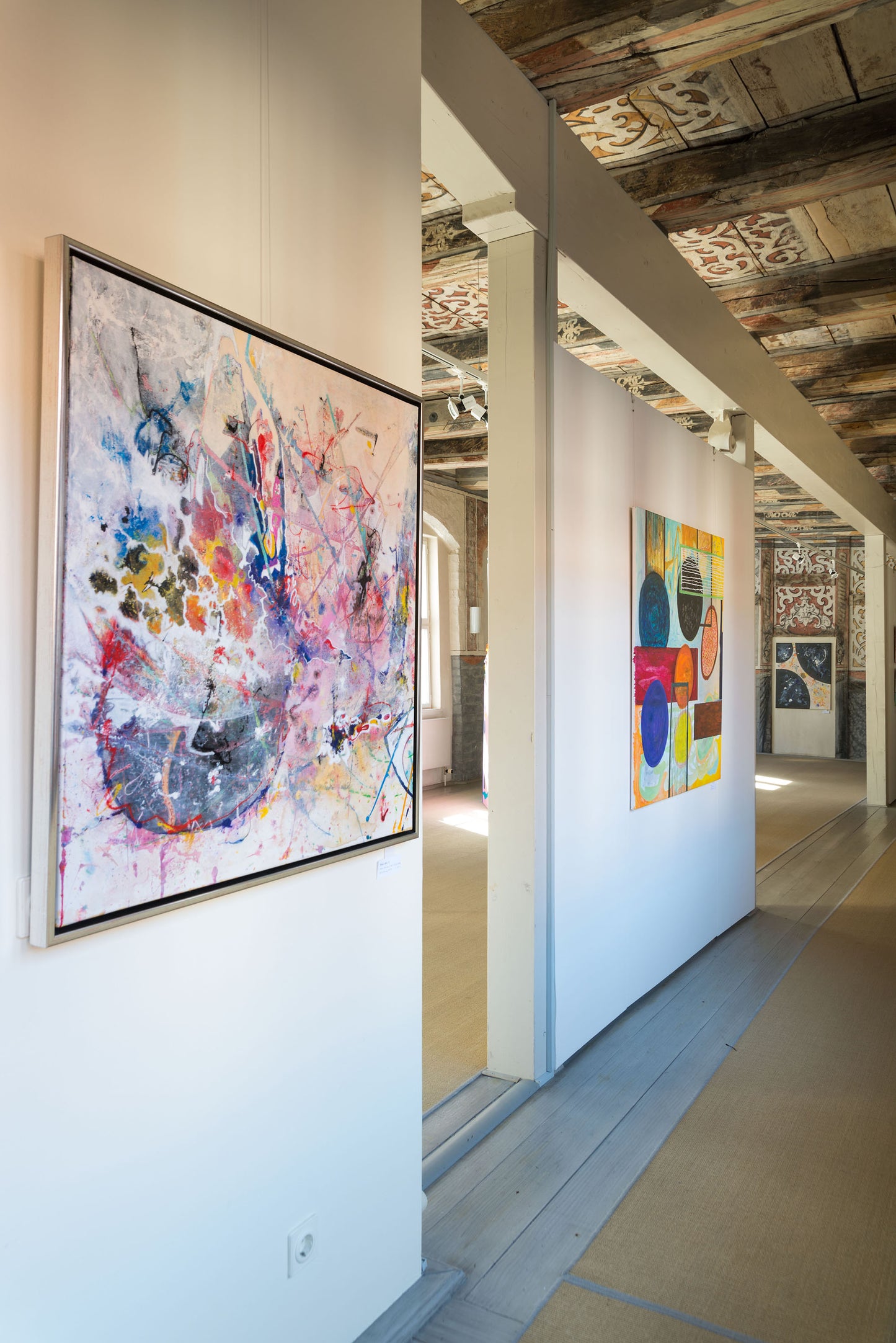 Facing - Detlef E. Aderhold