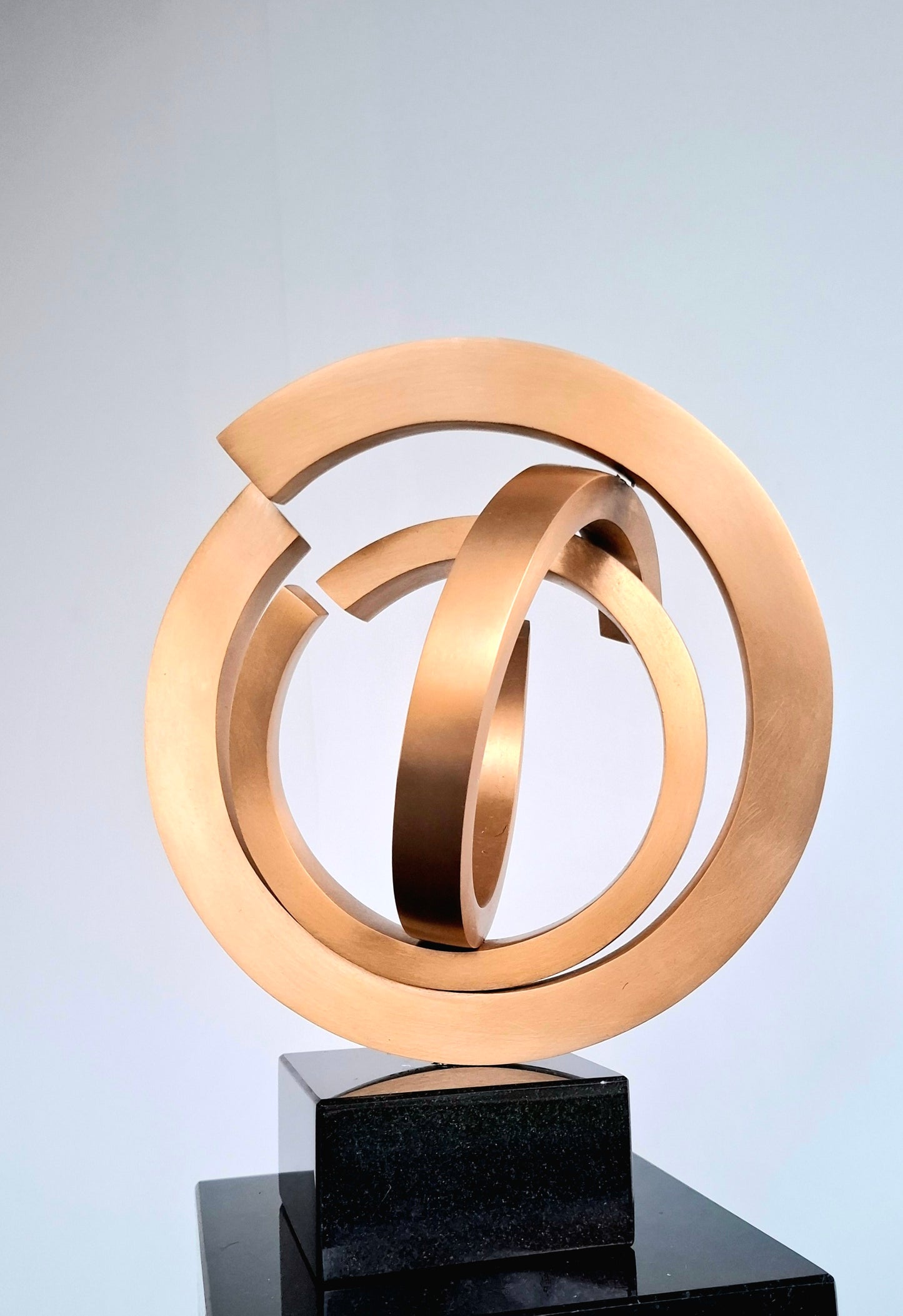 Golden Orbit - Kuno Vollet