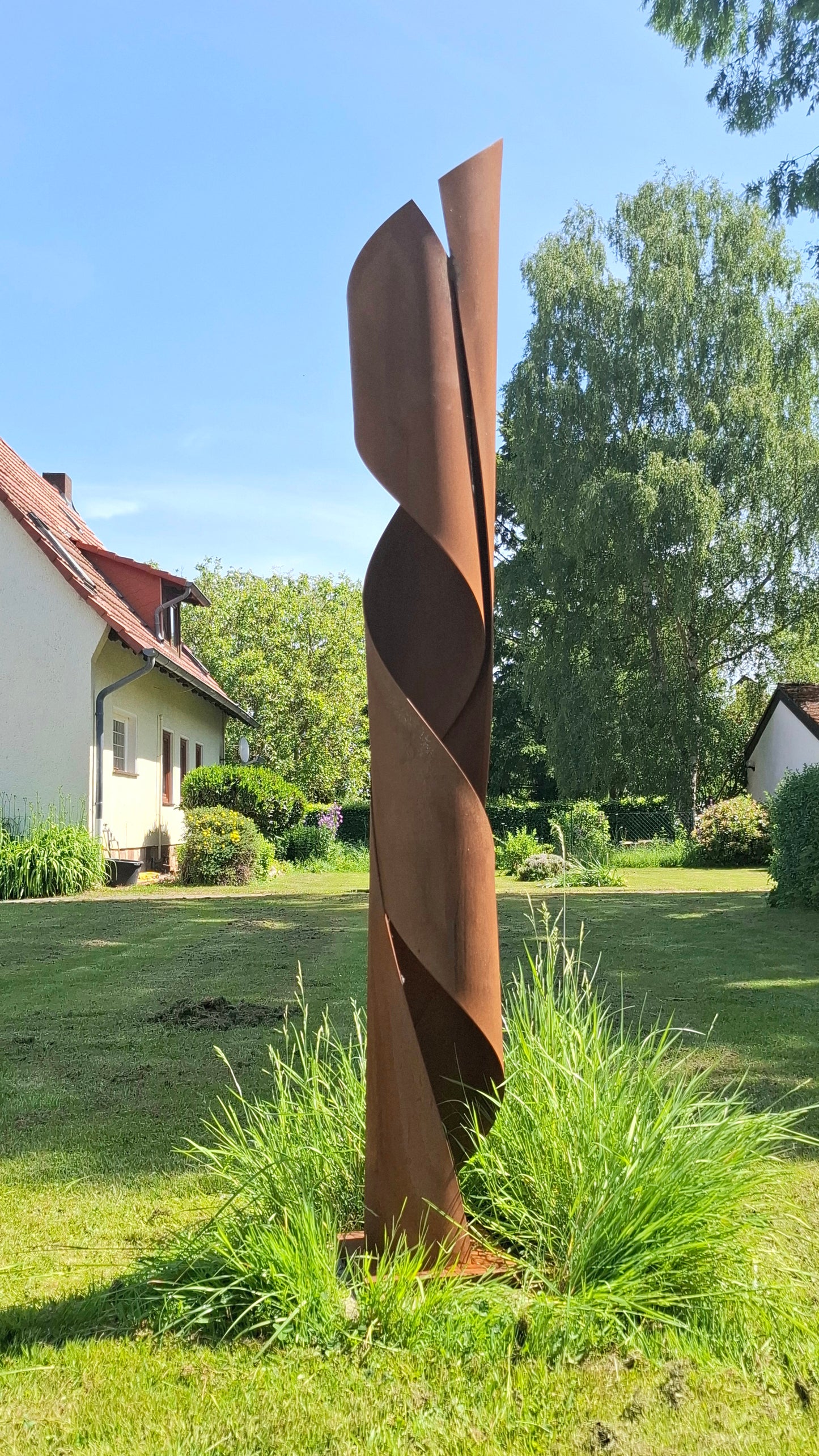 Axis mundi rusted steel Sculpture - Kuno Vollet