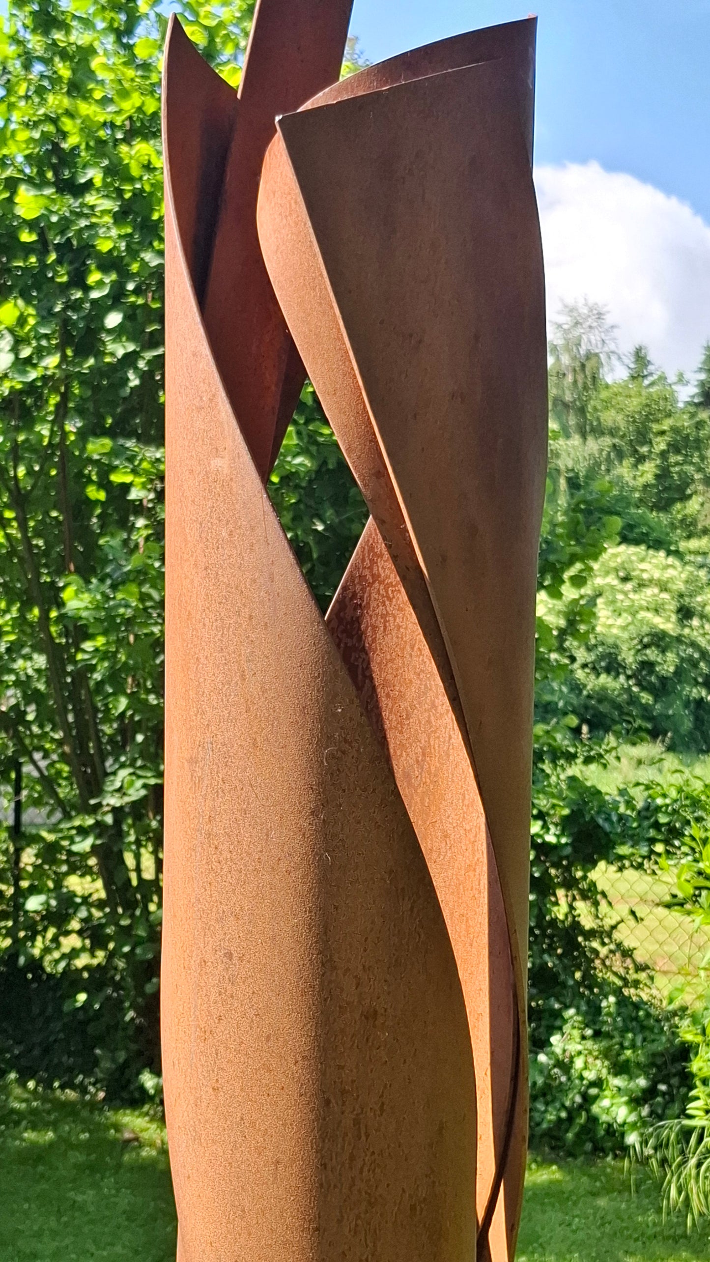 Axis mundi II Sculpture - Kuno Vollet