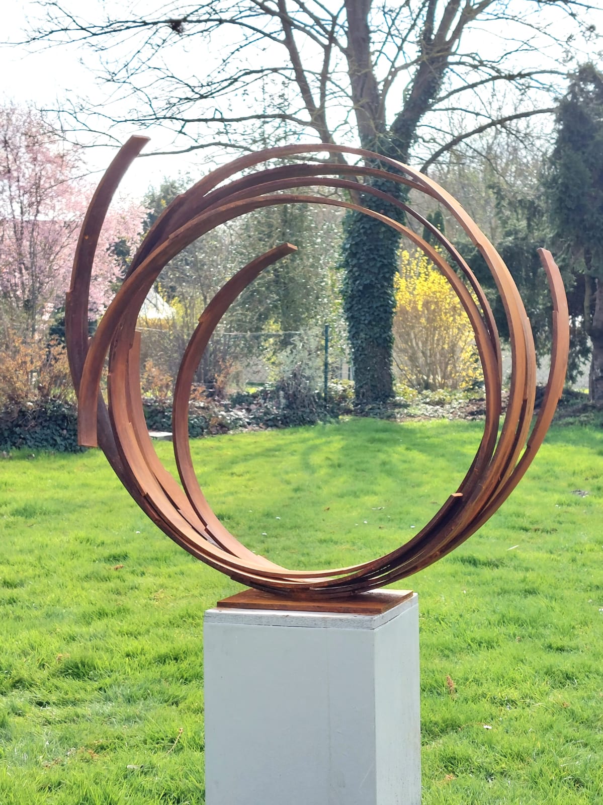 Rusted Steel Orbit - Kuno Vollet