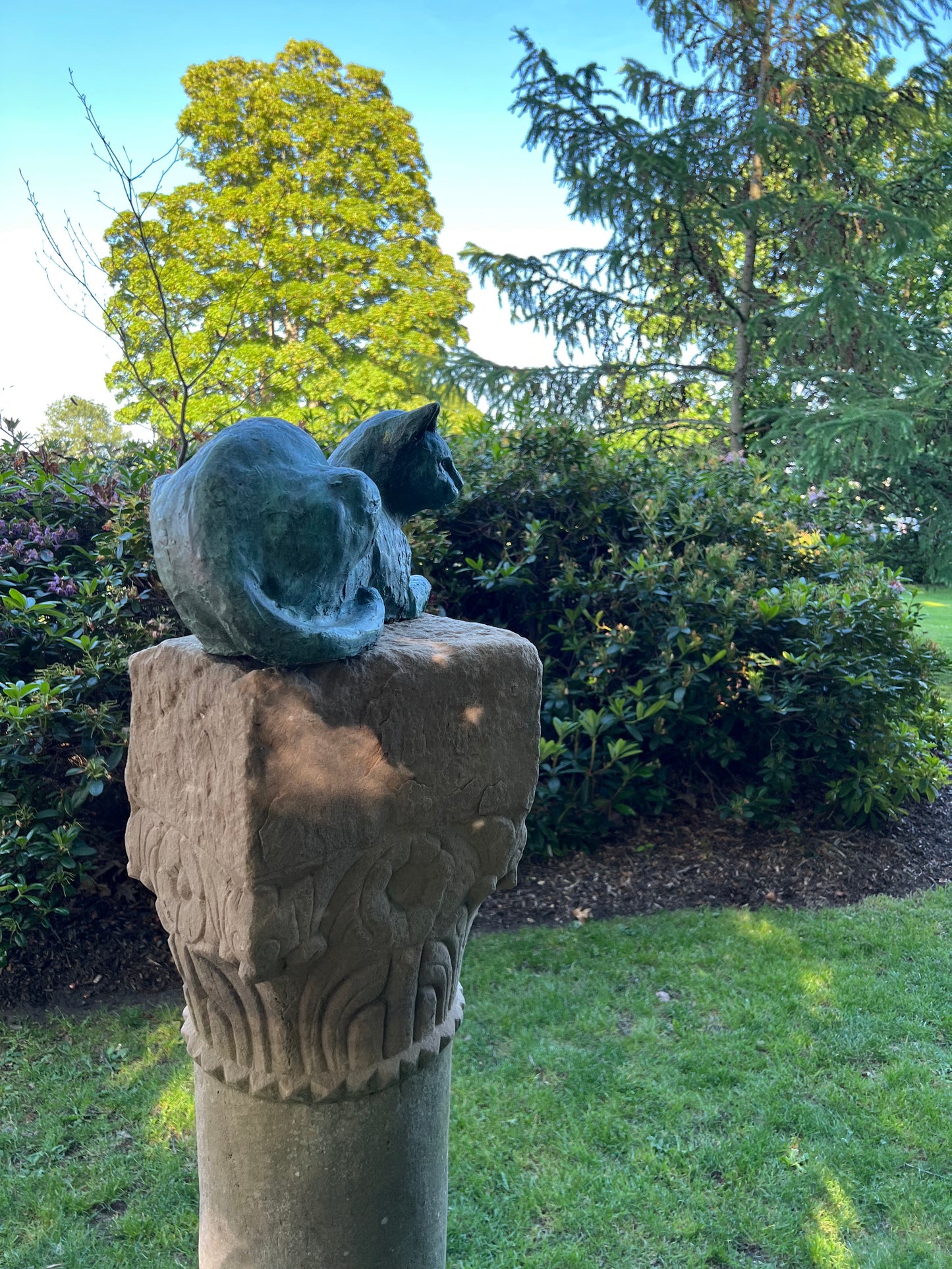 Guardian Cat  - Helle Rask Crawford
