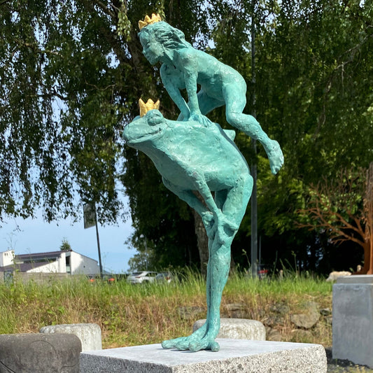 Leapfrog  - Helle Rask Crawford