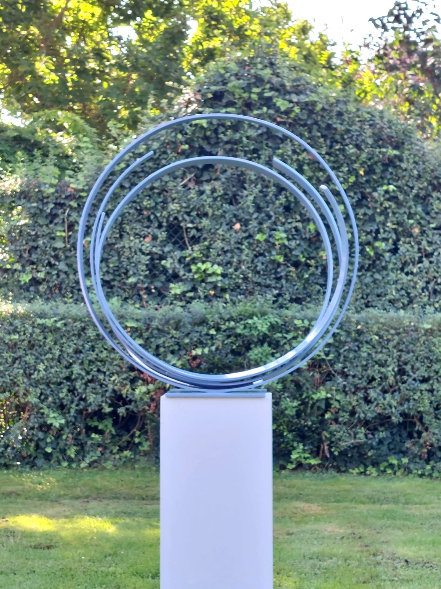 Blue Steel Orbit Sculpture - Kuno Vollet