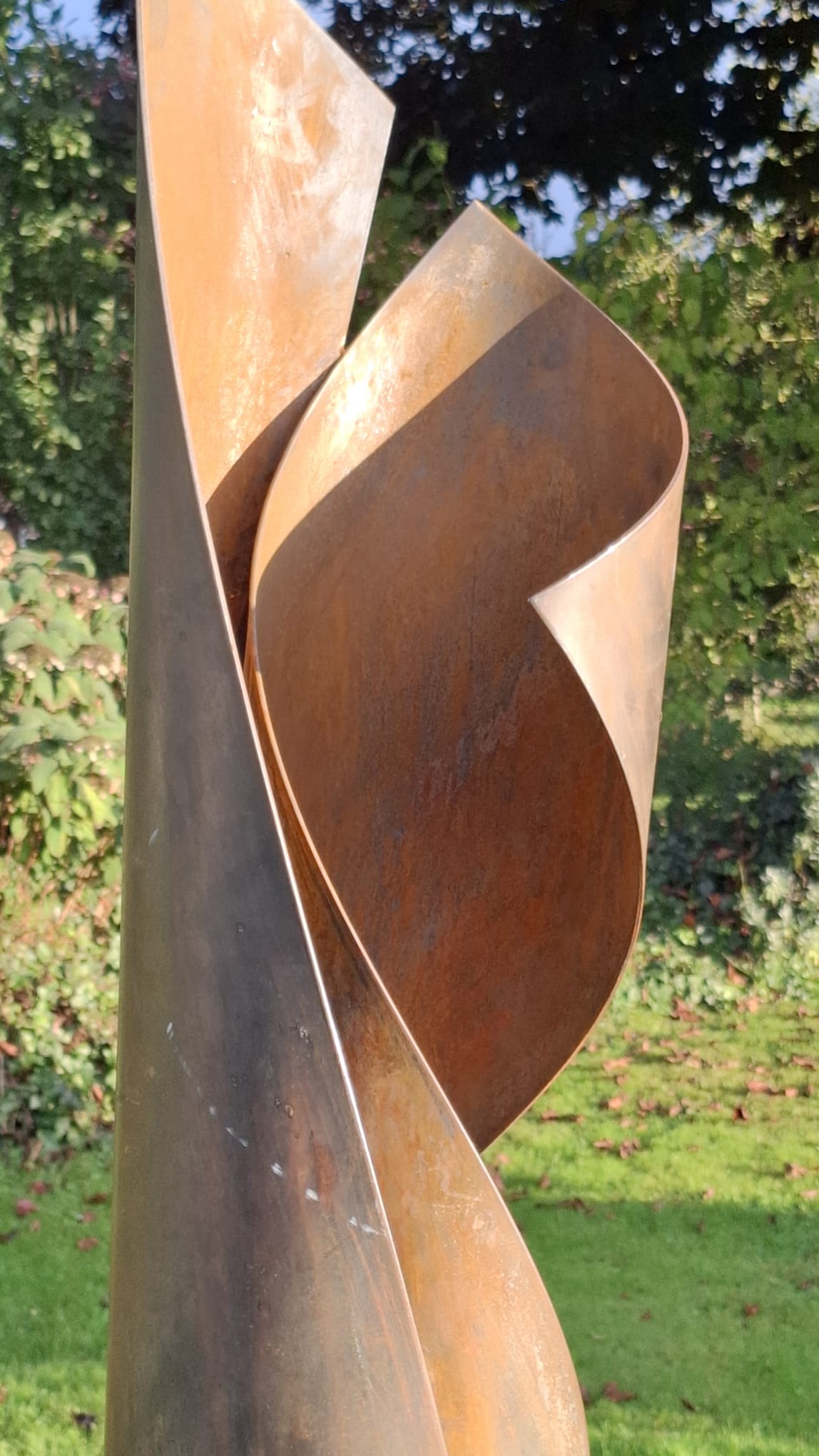 Rusted Steel Sculpture - Kuno Vollet