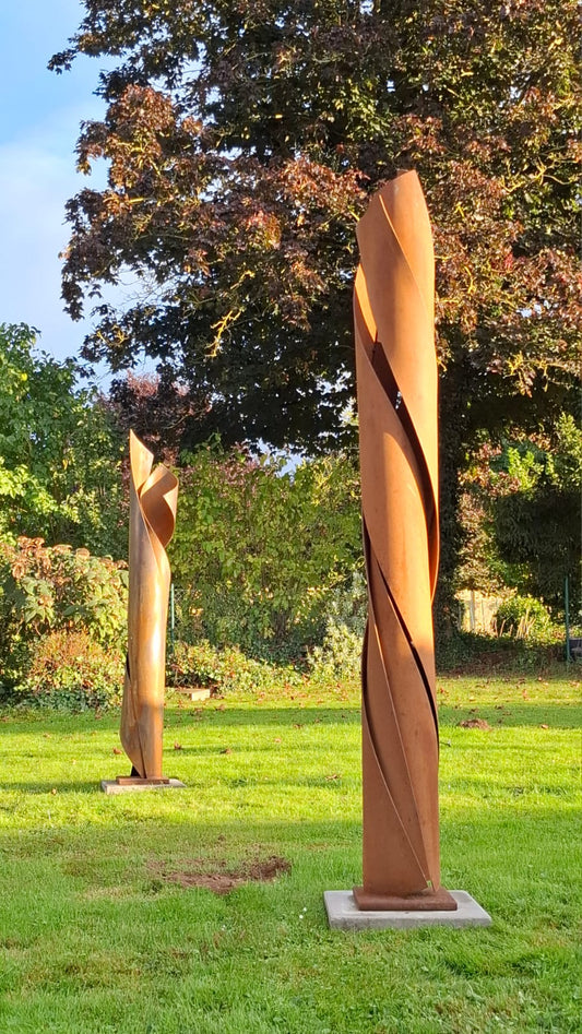 Rusted Steel Sculpture - Kuno Vollet