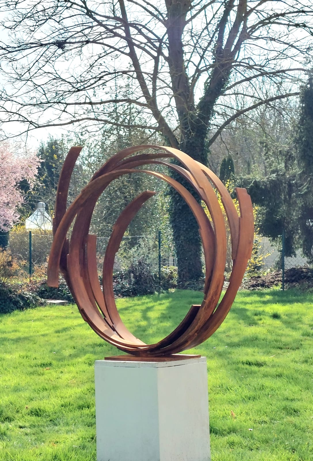 Rusted Steel Orbit - Kuno Vollet