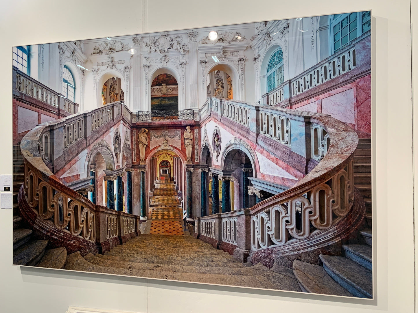 Moritz Hormel - Grand Entrance